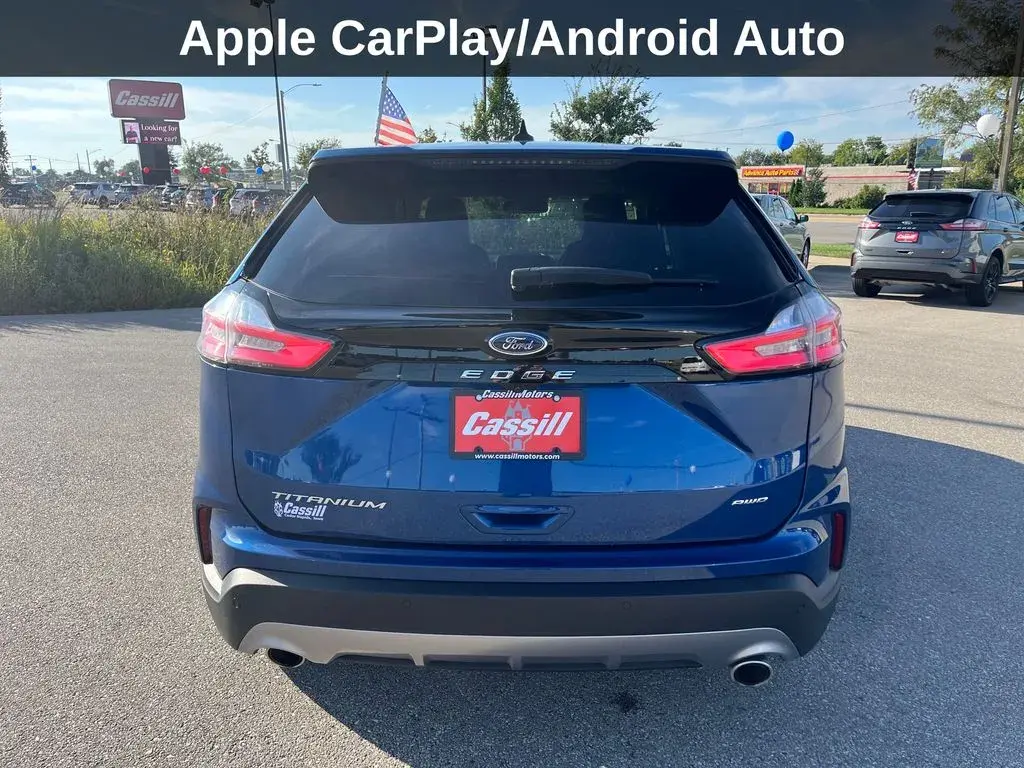 2024 Ford Edge Titanium AWD photo 5