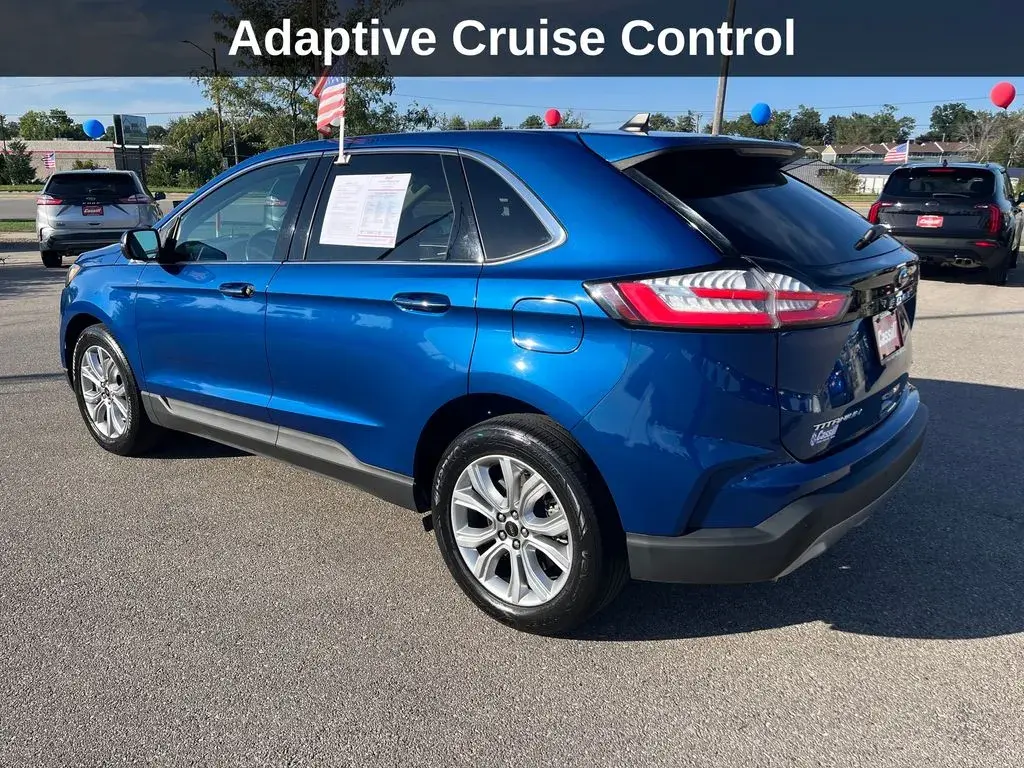 2024 Ford Edge Titanium AWD photo 3