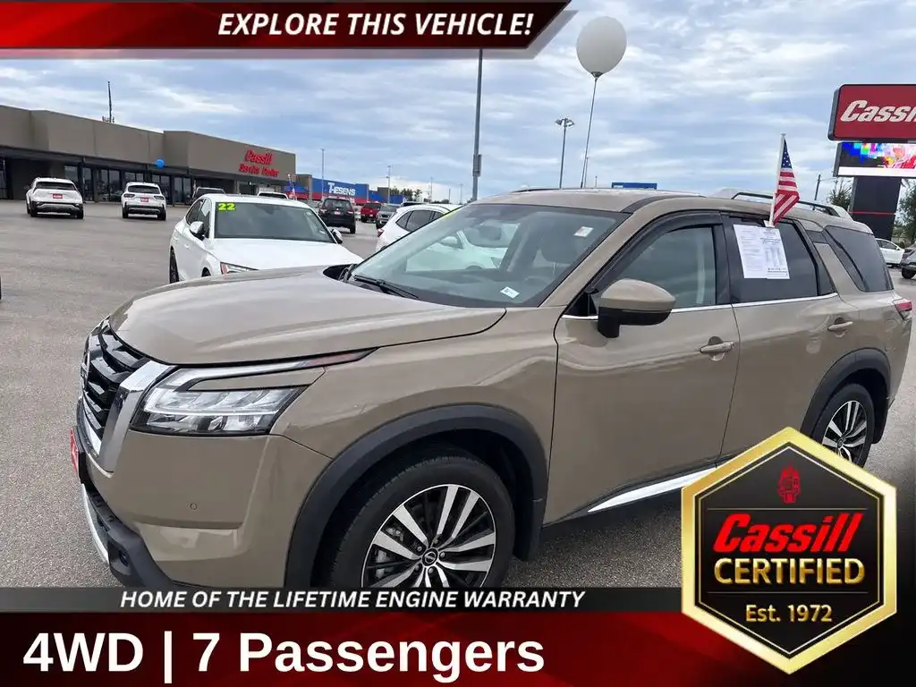 2024 Nissan Pathfinder Platinum 4WD's photo
