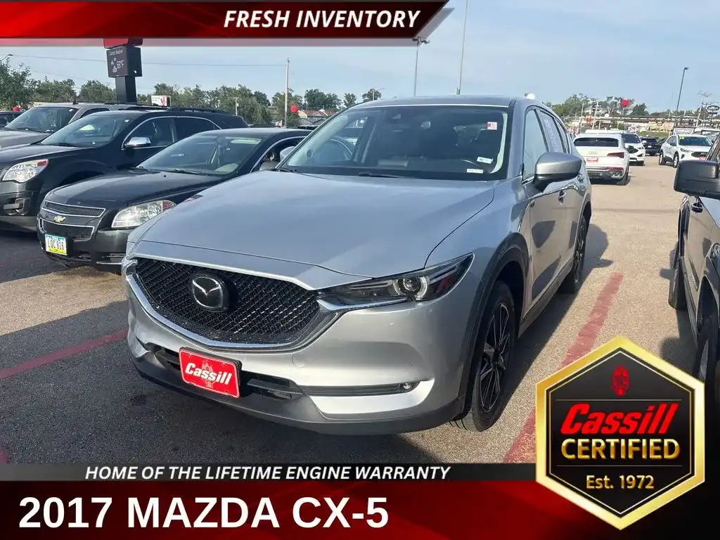 2017 Mazda CX-5 Grand Touring AWD Auto's photo