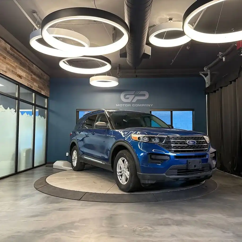 2022 Ford Explorer XLT 4WD's photo