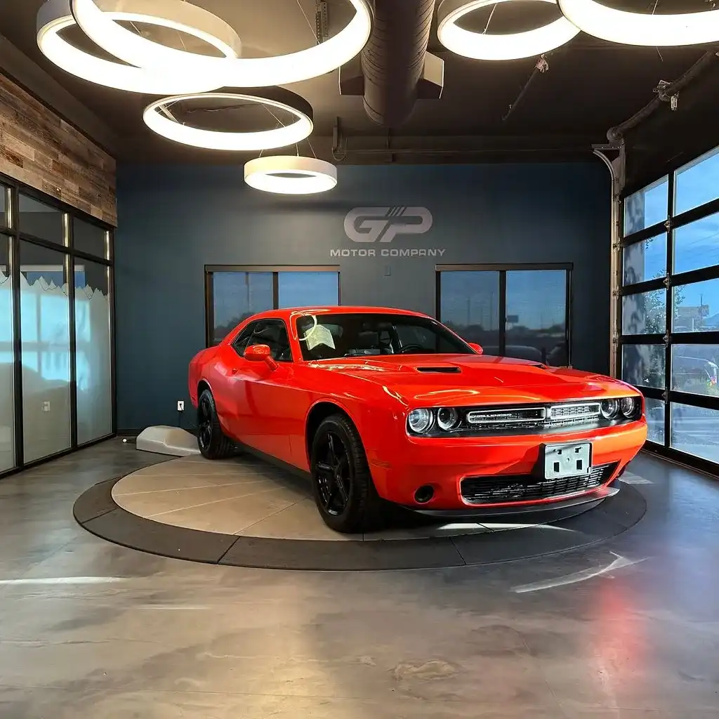 2016 Dodge Challenger SXT's photo