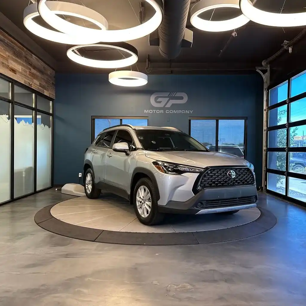 2023 Toyota Corolla Cross LE AWD's photo