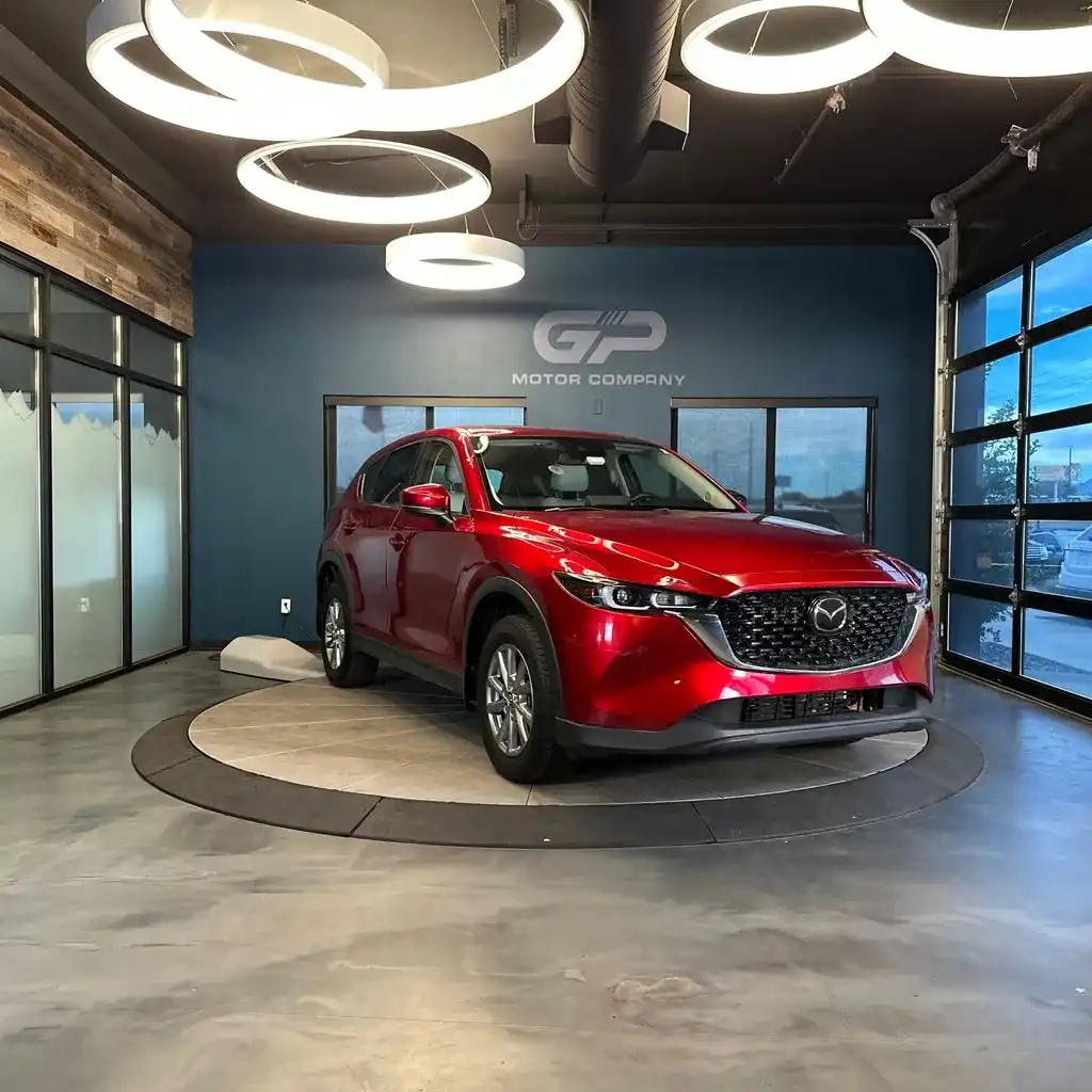 2022 Mazda CX-5 S Preferred package Auto AWD's photo