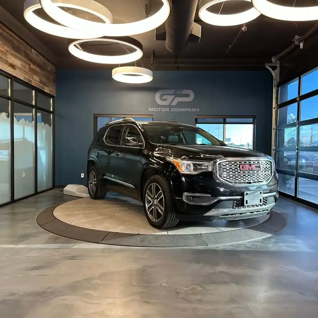 2017 GMC Acadia Denali AWD's photo