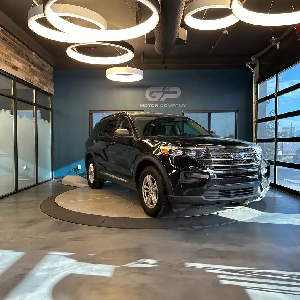 2021 Ford Explorer XLT 4WD's photo