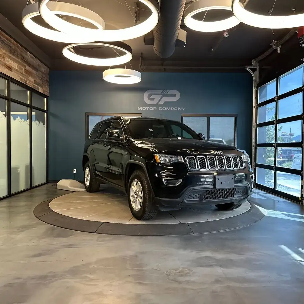 2019 Jeep Grand Cherokee Laredo E 4WD's photo