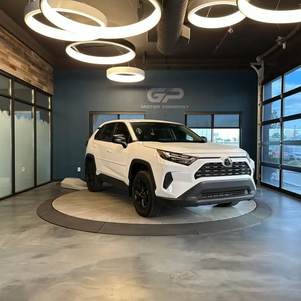 2024 Toyota RAV4 LE FWD's photo