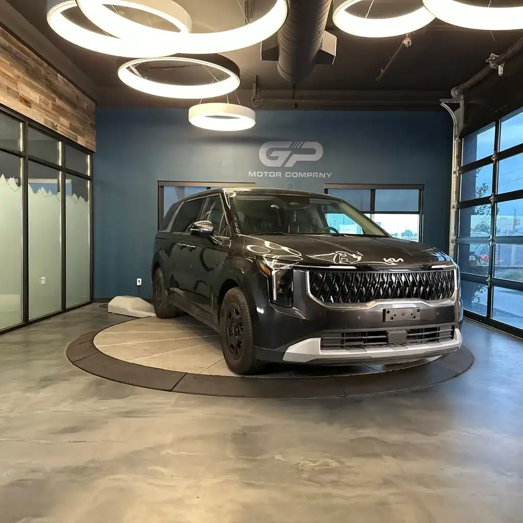 2025 Kia Sedona LXS's photo