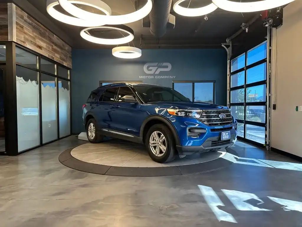2020 Ford Explorer XLT 4WD's photo