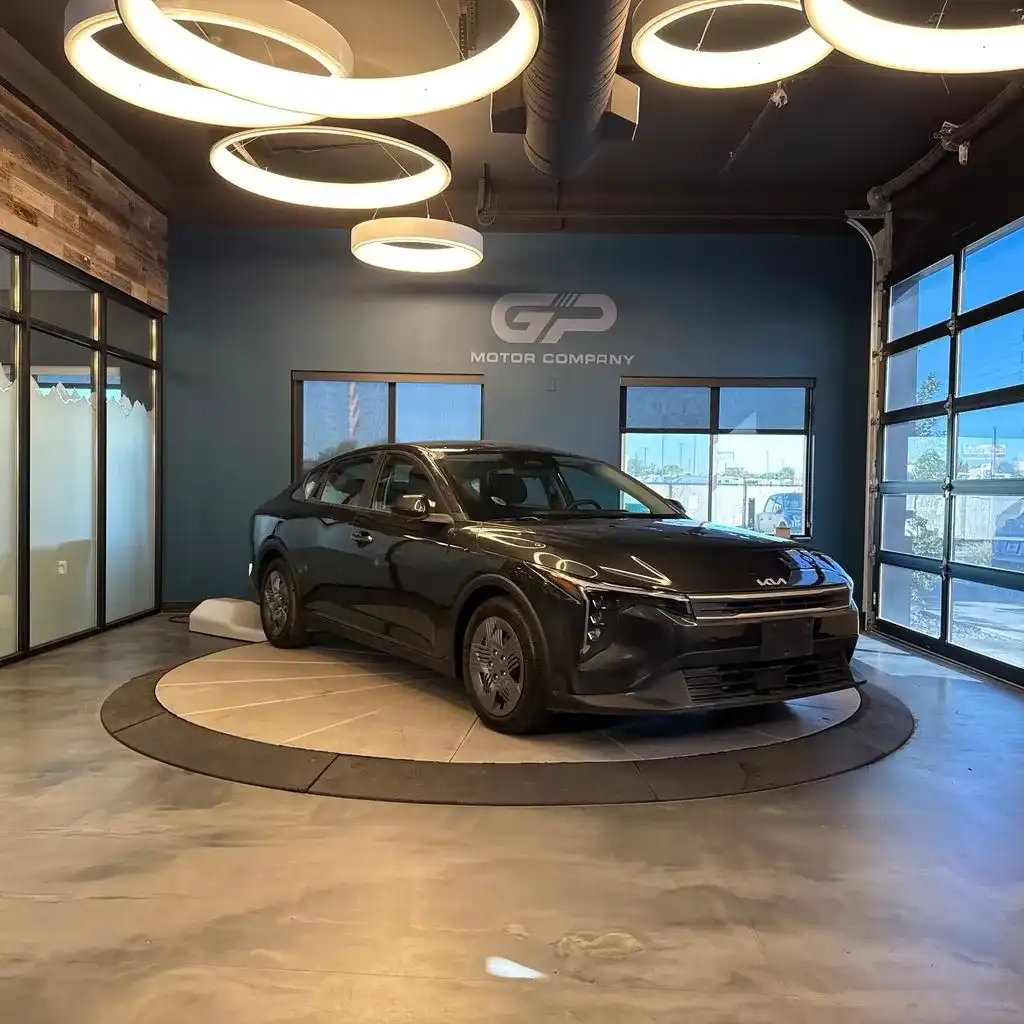 2025 Kia K4 LX Auto's photo