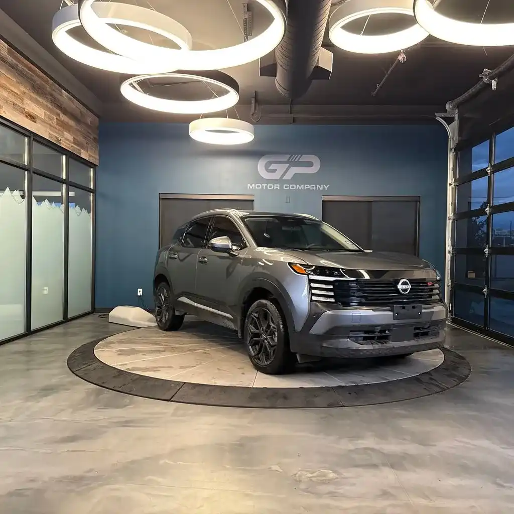 2025 Nissan Kicks 2.0 SR's photo