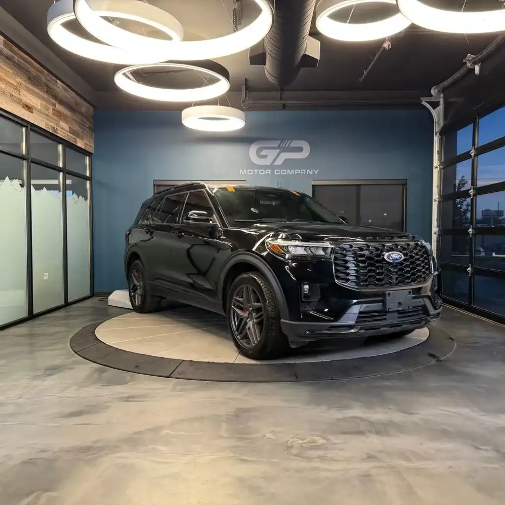 2025 Ford Explorer ST-Line 4WD PL535's photo