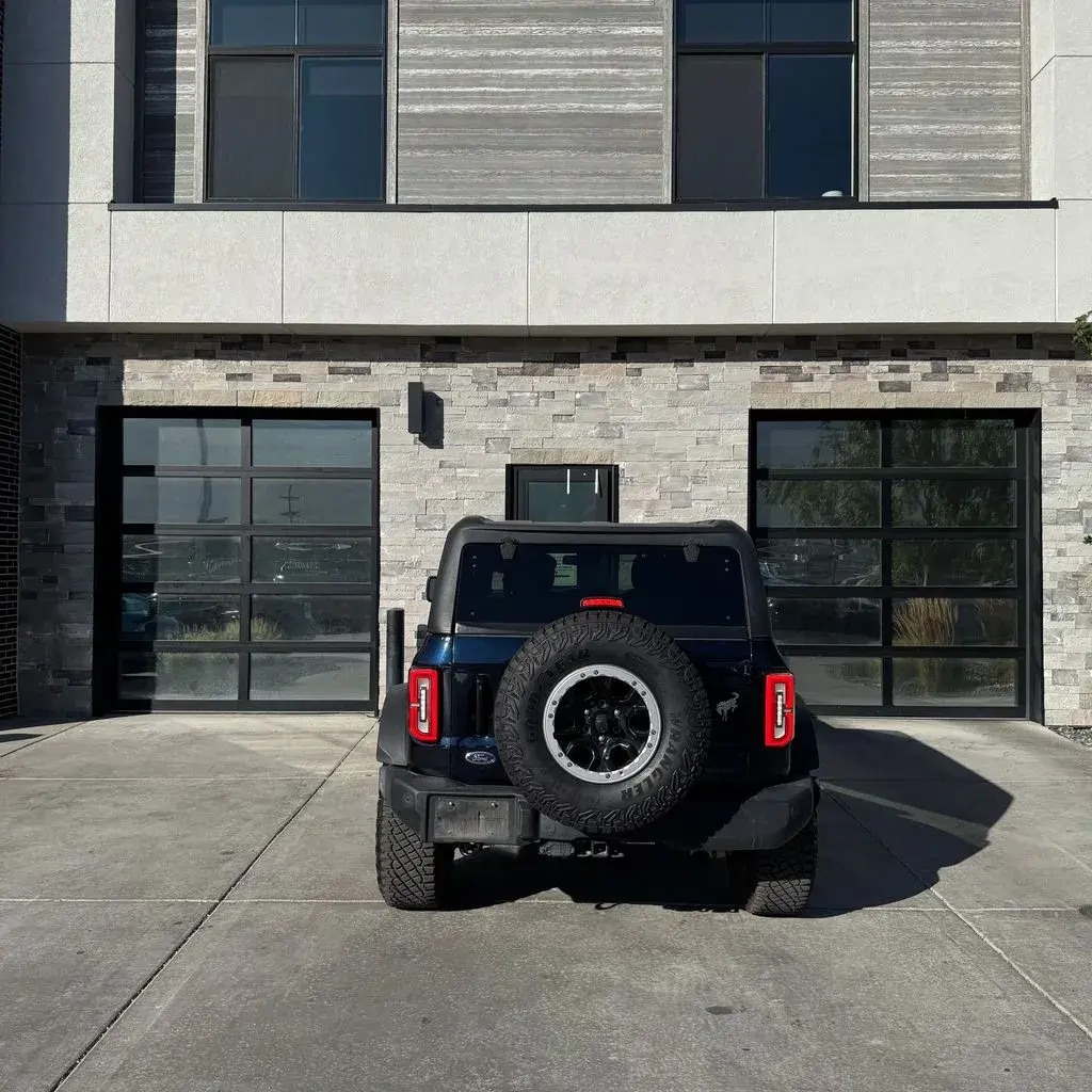 2021 Ford Bronco Outer Banks 4WD Advanced photo 4