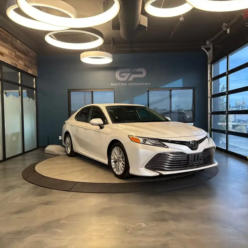 2020 Toyota Camry 2.5 Auto XLE's photo