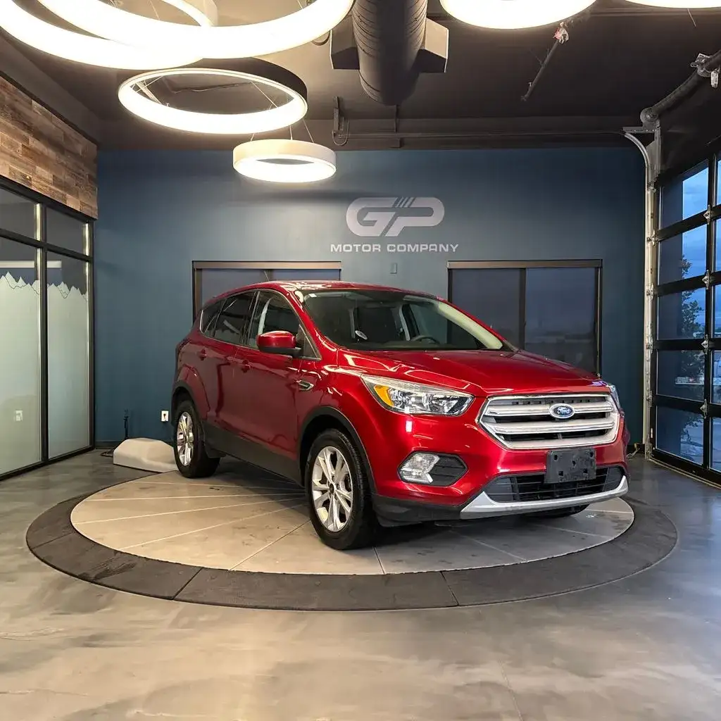 2019 Ford Escape SE's photo