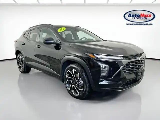2025 Chevrolet Trax 2RS's photo