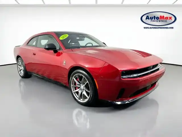 2025 Dodge Charger Daytona Scat Pack's photo