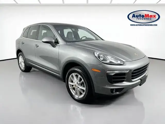 2016 Porsche Cayenne Tiptronic photo 1