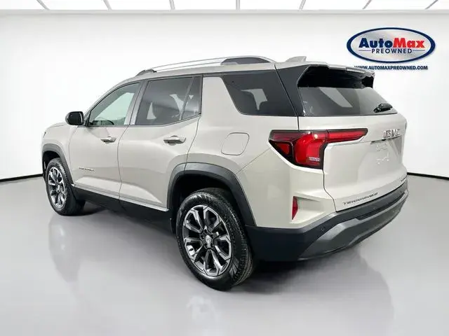 2025 GMC Terrain Elevation AWD photo 5