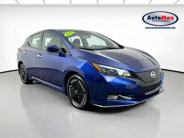 2023 Nissan Leaf SV Plus's photo