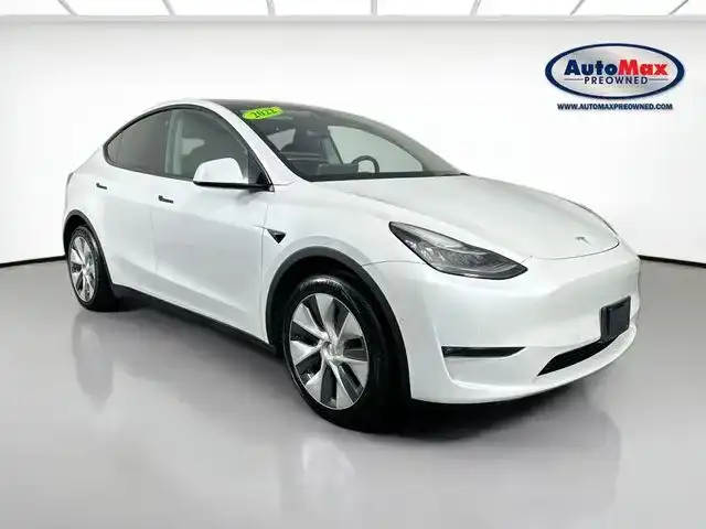 2022 Tesla Model Y Long Range Dual Motor All-Wheel Drive's photo
