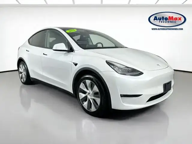 2022 Tesla Model Y Long Range Dual Motor All-Wheel Drive's photo