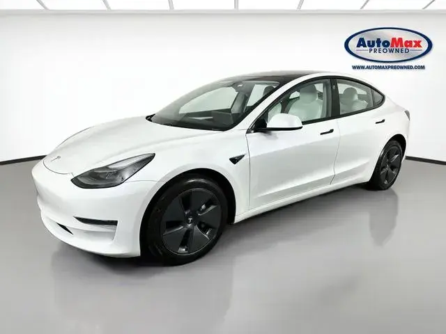 2023 Tesla Model 3 Base photo 5