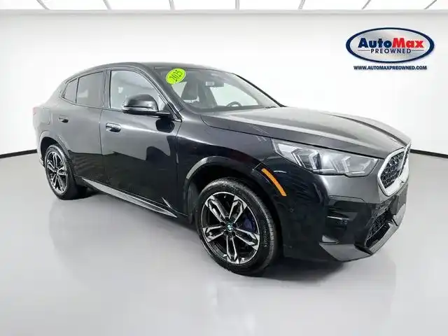 2025 BMW X2 xDrive28i's photo
