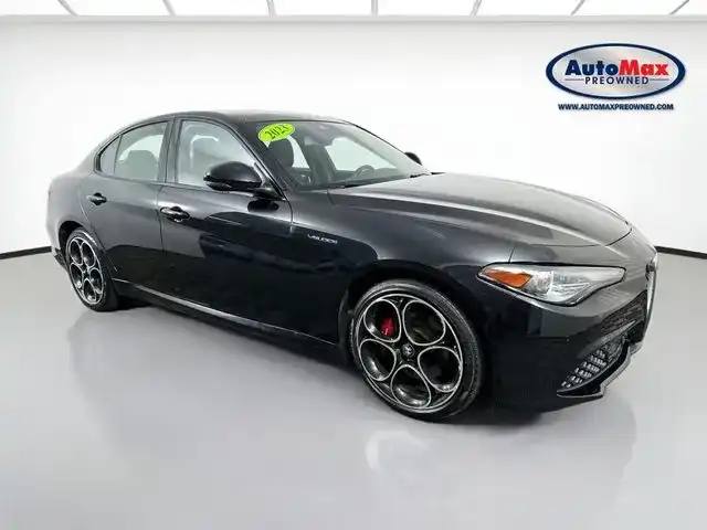2023 Alfa Romeo Giulia Veloce AWD's photo