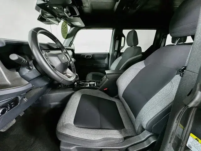 2025 Ford Bronco Big Bend photo 3