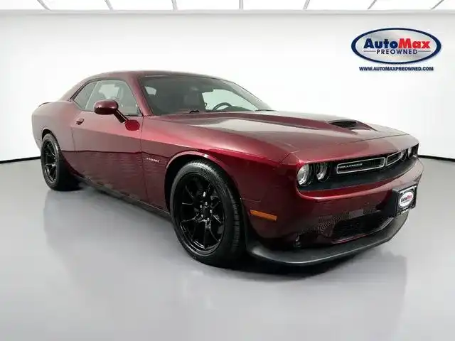 2022 Dodge Challenger R/T's photo
