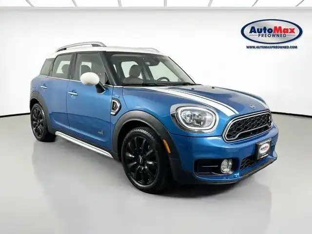 2019 MINI Countryman Cooper S ALL4 Iconic's photo