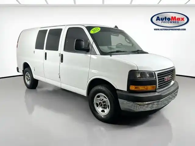2022 GMC Savana 2500's photo