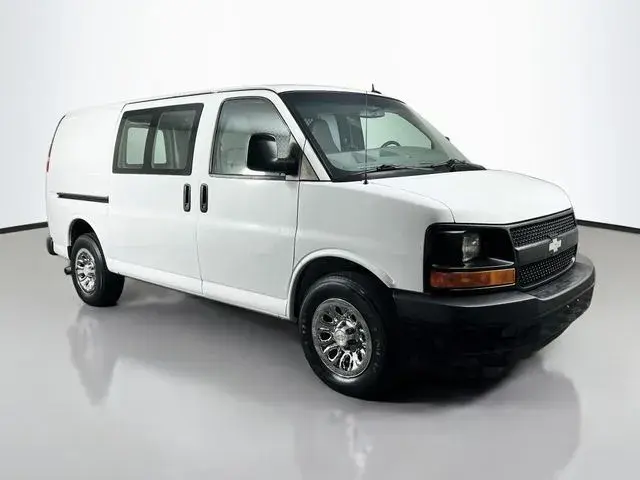 2014 Chevrolet Express Work Van 1500 photo 4