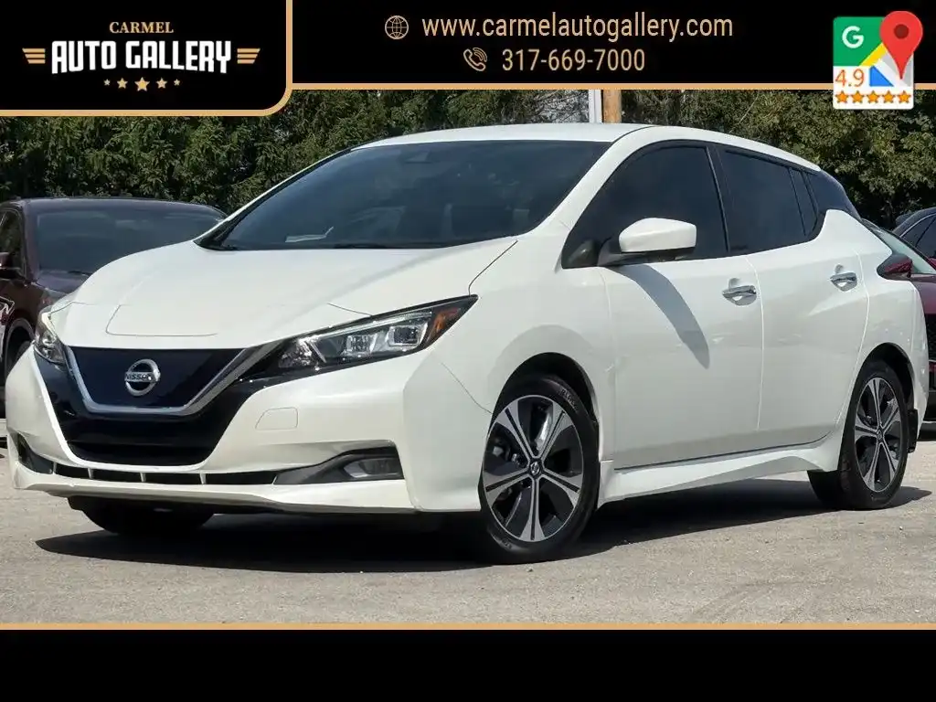 2021 Nissan Leaf SV's photo
