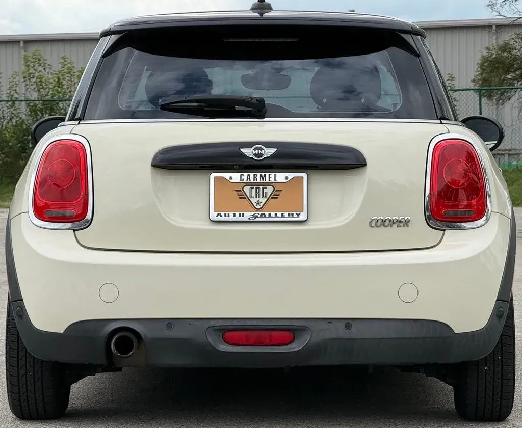 2018 MINI Cooper Base photo 4