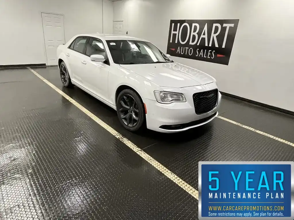 2021 Chrysler 300 S's photo