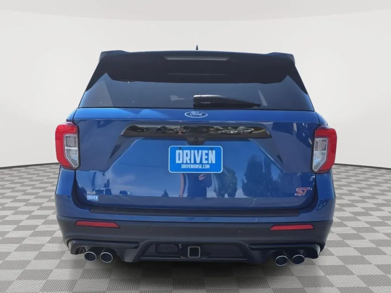 2022 Ford Explorer ST 4WD photo 5