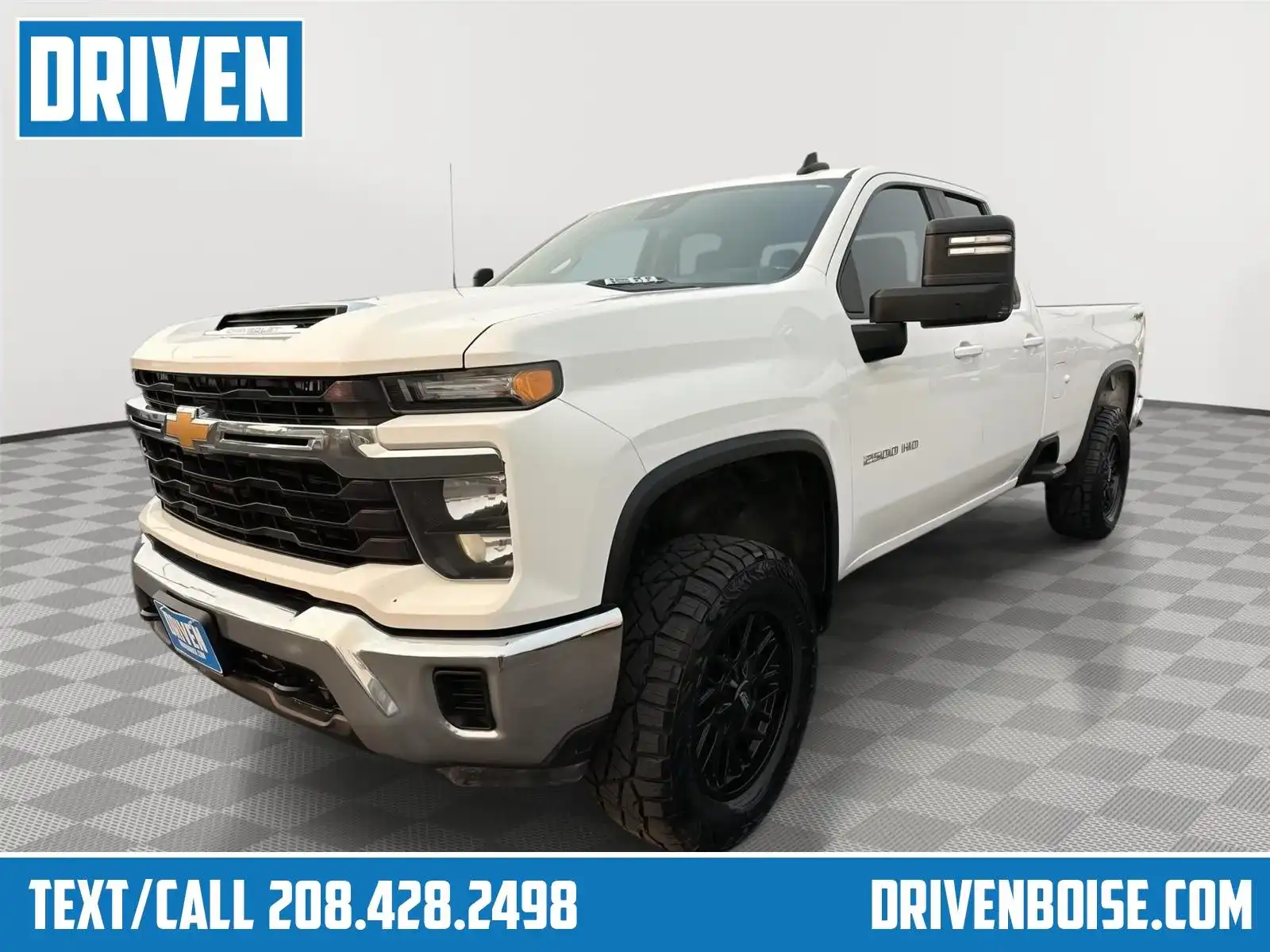 2024 Chevrolet Silverado HD LT 4WD Double Cab Long Box's photo