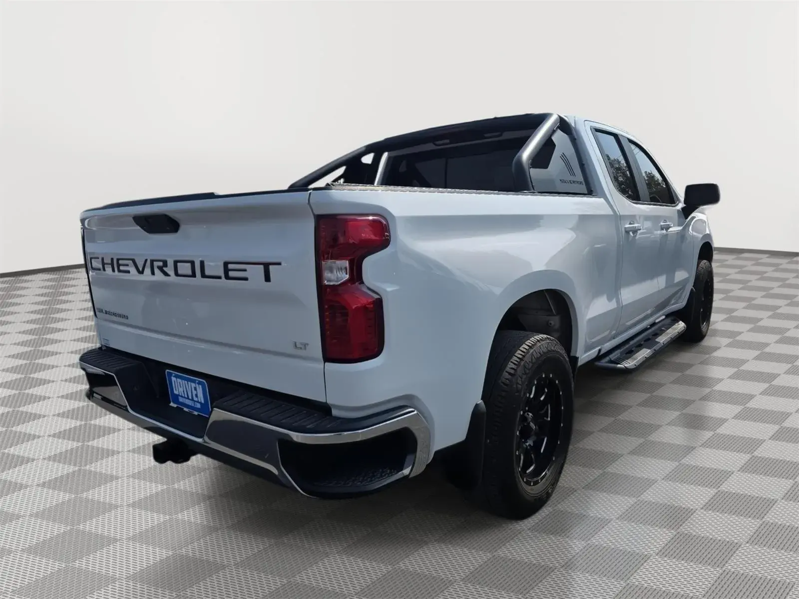 2019 Chevrolet Silverado 1500 LT Double Cab Std Box photo 4