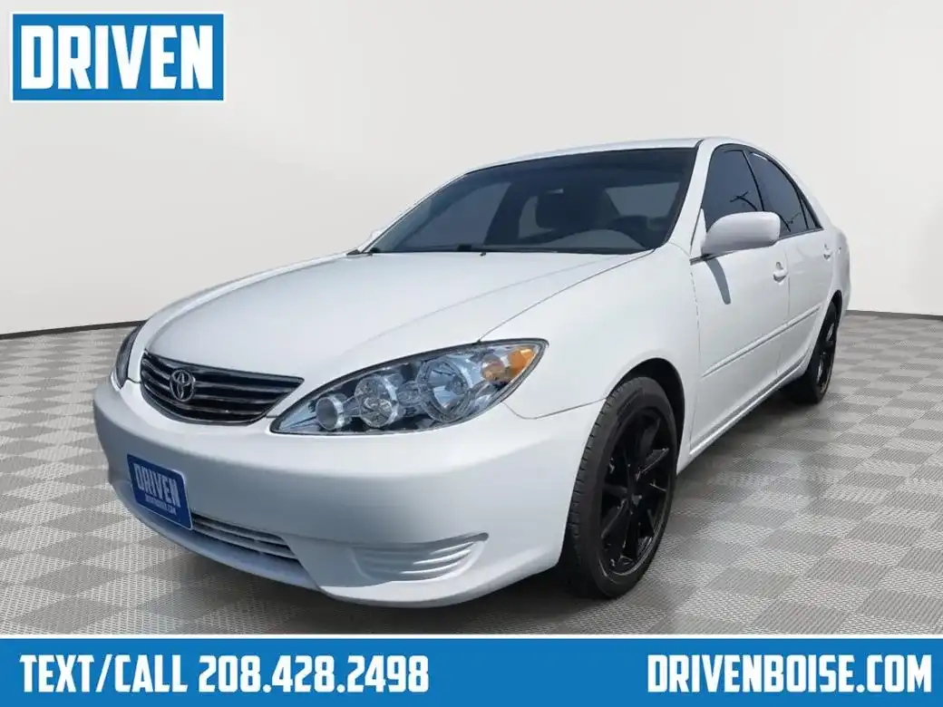 2006 Toyota Camry SE 5AT's photo