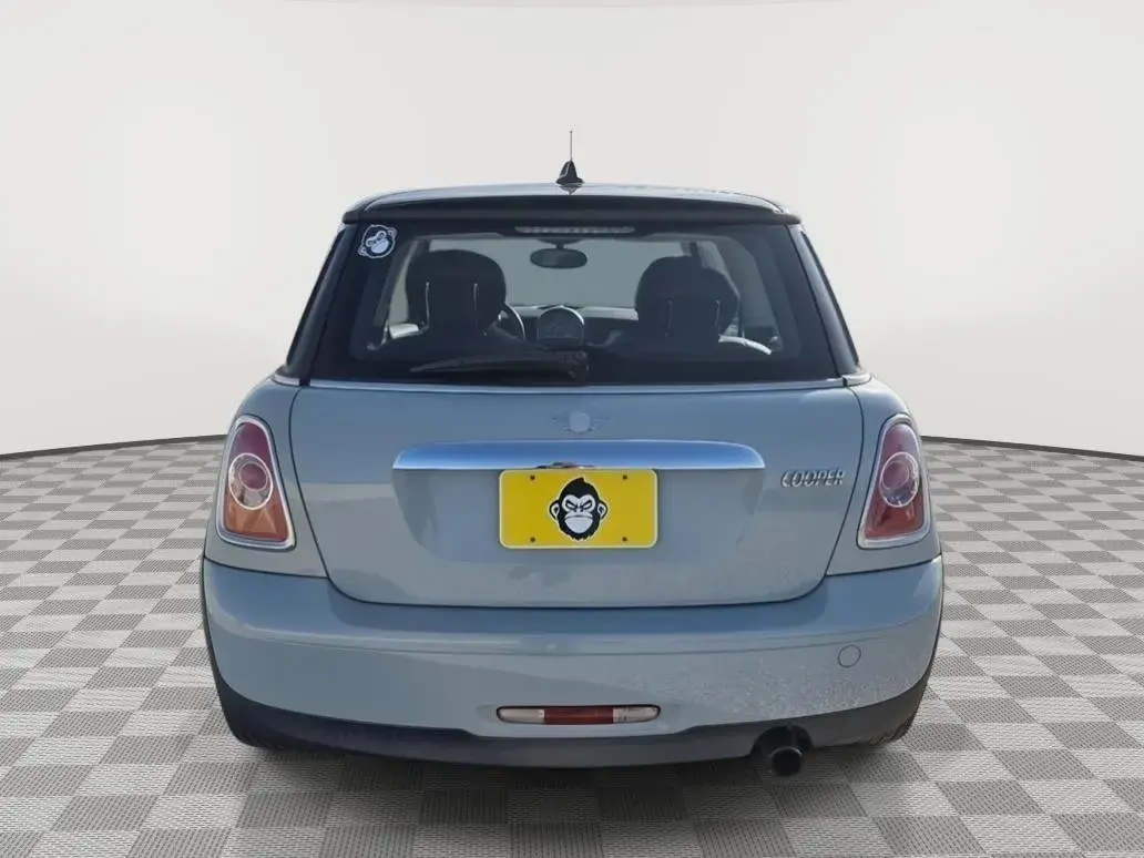 2011 MINI Cooper Base photo 5