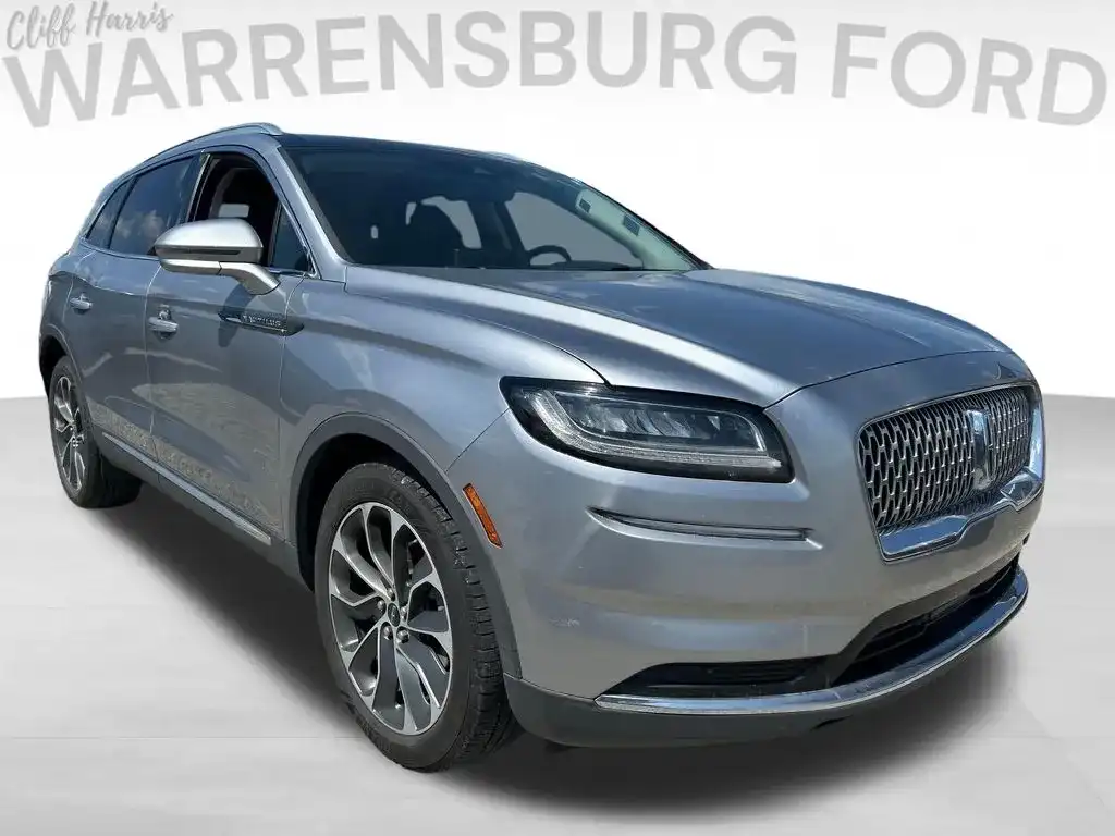 2022 Lincoln Nautilus Reserve AWD's photo