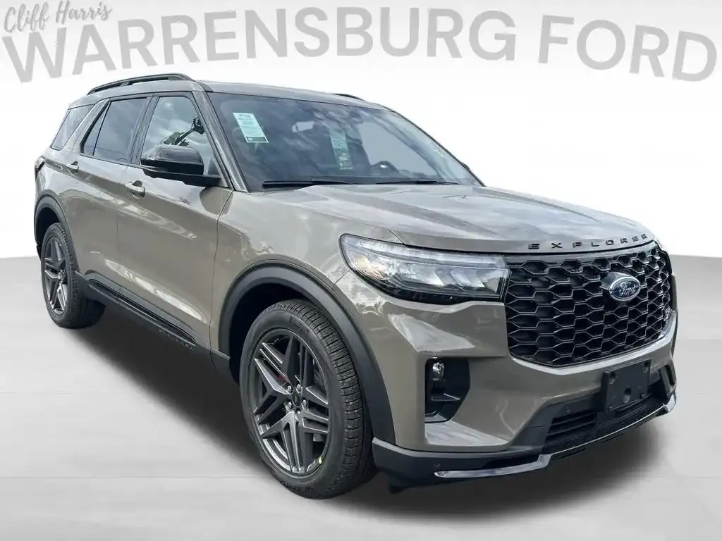 2026 Ford Explorer ST 4WD's photo