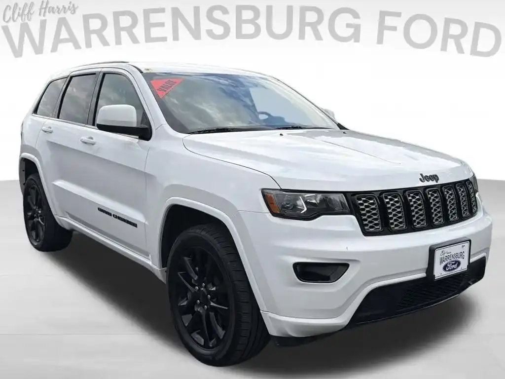 2020 Jeep Grand Cherokee Altitude 4WD's photo