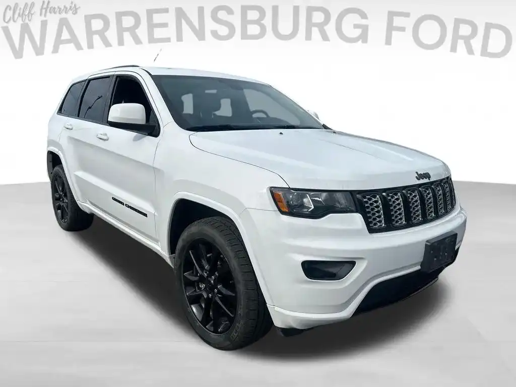 2020 Jeep Grand Cherokee Altitude 4WD's photo