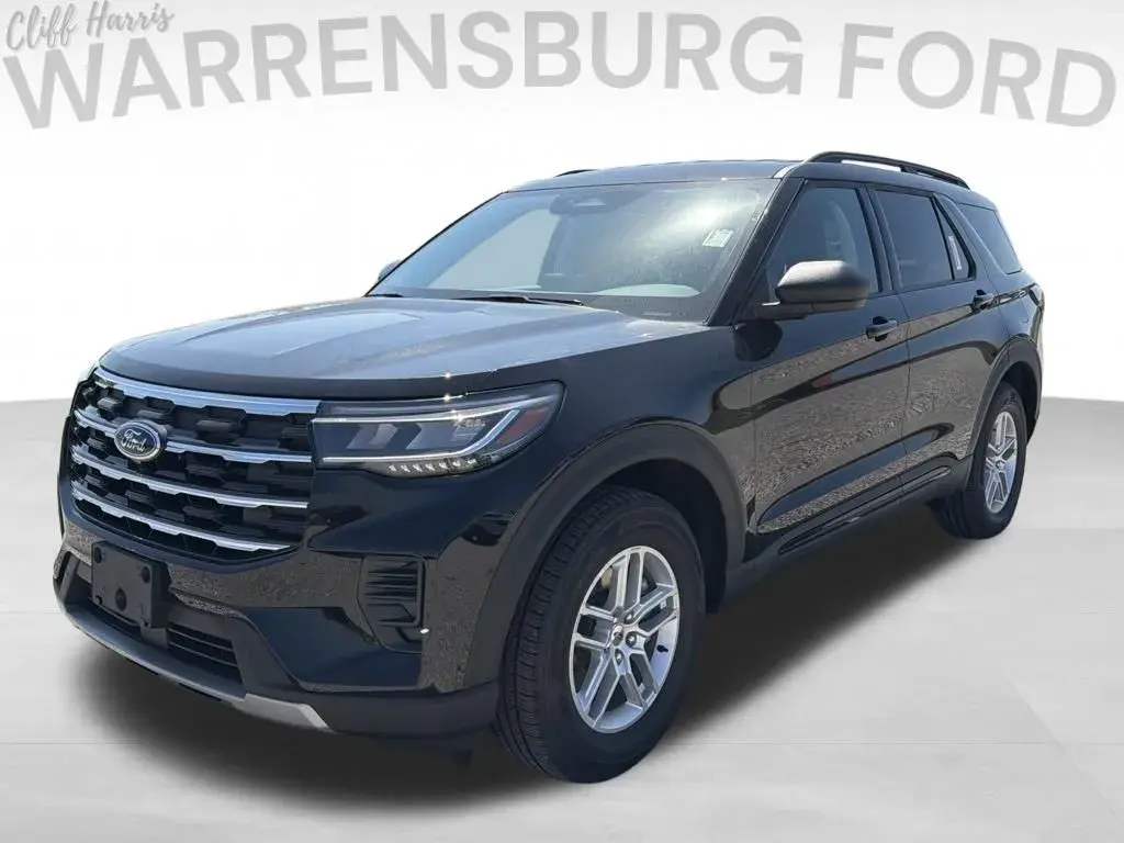 2026 Ford Explorer Active 4WD photo 3