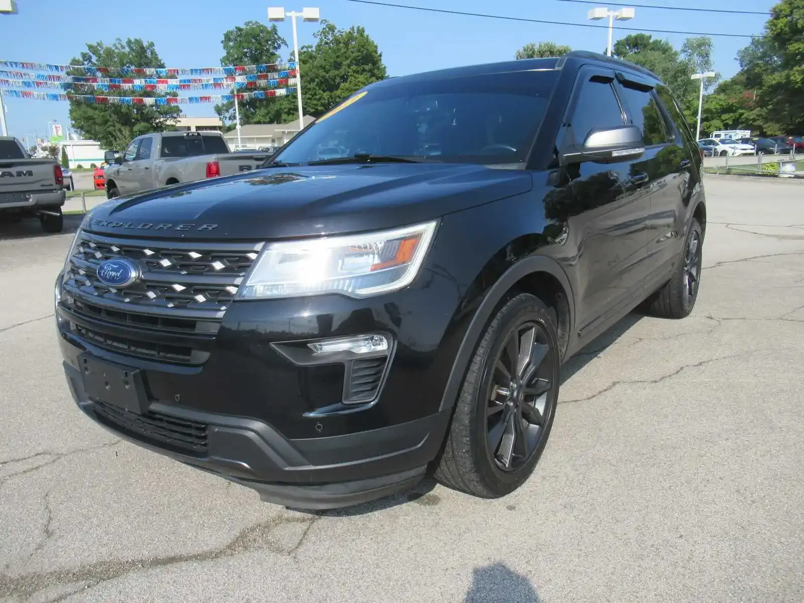 2019 Ford Explorer XLT 4WD's photo