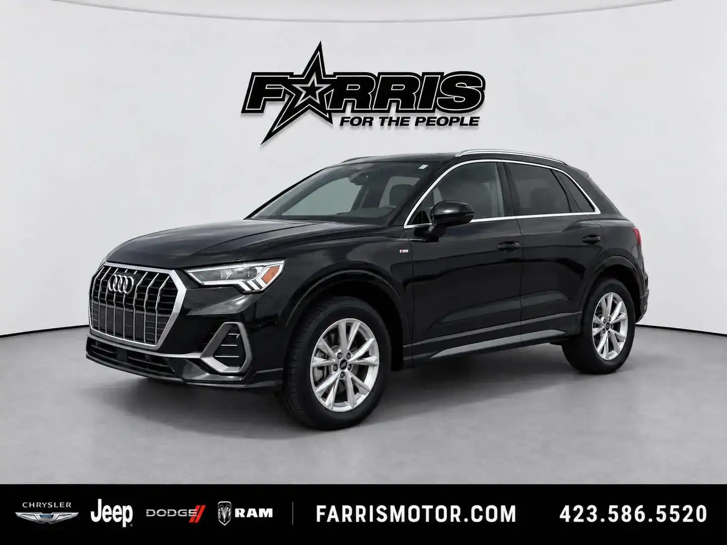 2025 Audi Q3 45 TFSI S Line Premium quattro's photo